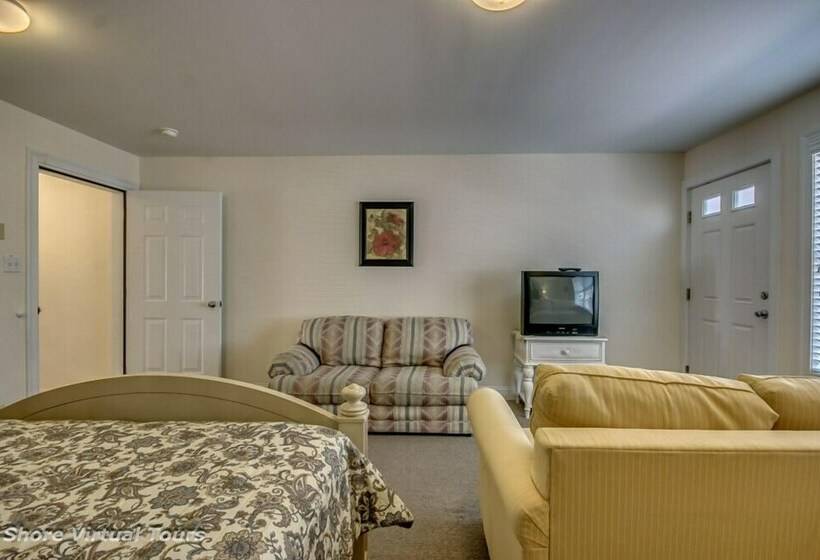 Апартаменты 4 Спальни, Hemingways By The Sea