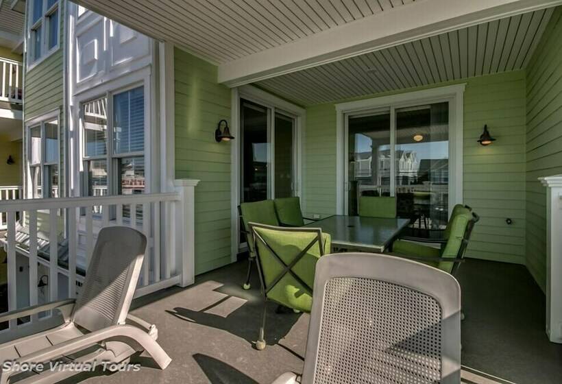 Апартаменты 4 Спальни, Hemingways By The Sea