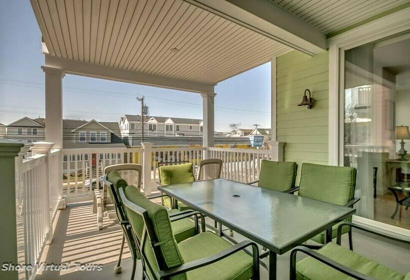 Апартаменты 4 Спальни, Hemingways By The Sea