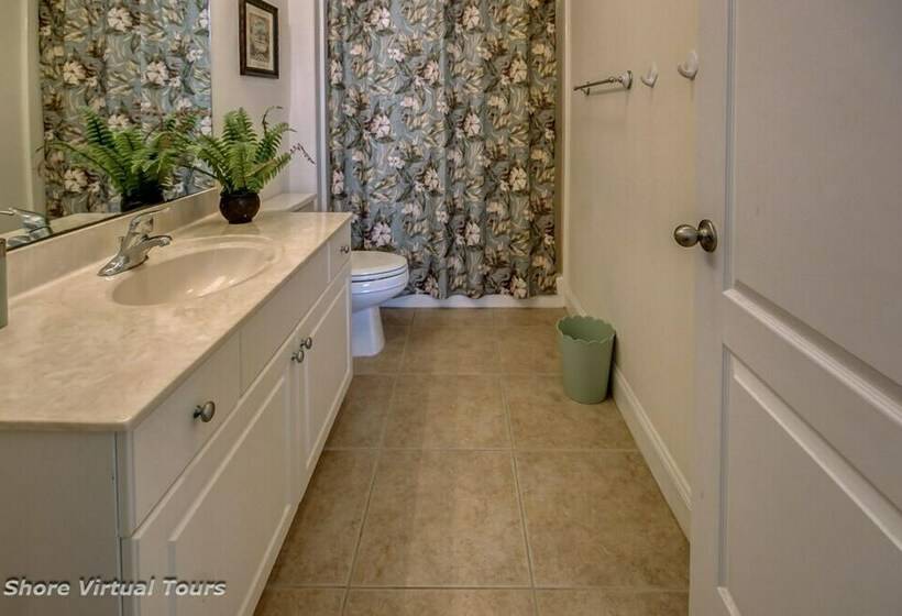 Апартаменты 4 Спальни, Hemingways By The Sea