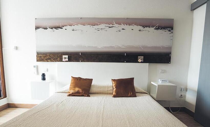 سوئیت با وان آب گرم, Hôtel Eve Cap D Agde Village Naturiste