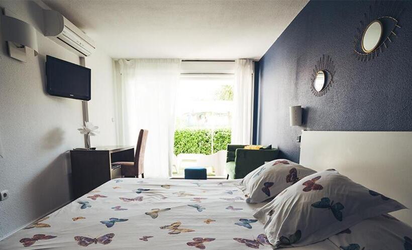 Полулюкс Вид на Бассейн, Hôtel Eve Cap D Agde Village Naturiste