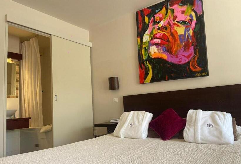 Полулюкс Одноместный с Террасой, Hôtel Eve Cap D Agde Village Naturiste