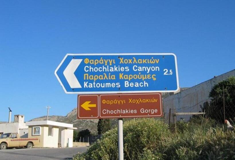 חדר קלאסי לשלושה, Zakros Rooms Restaurant