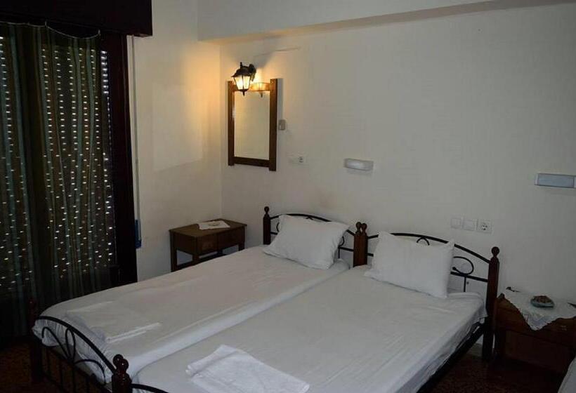 חדר קלאסי לשלושה, Zakros Rooms Restaurant