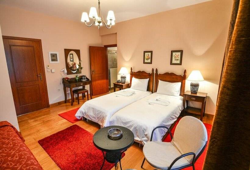 Номер Стандарт Трехместный, Karyatis Resort