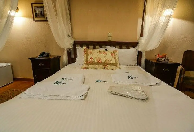 スーペリアトリプルルーム, Karyatis Resort