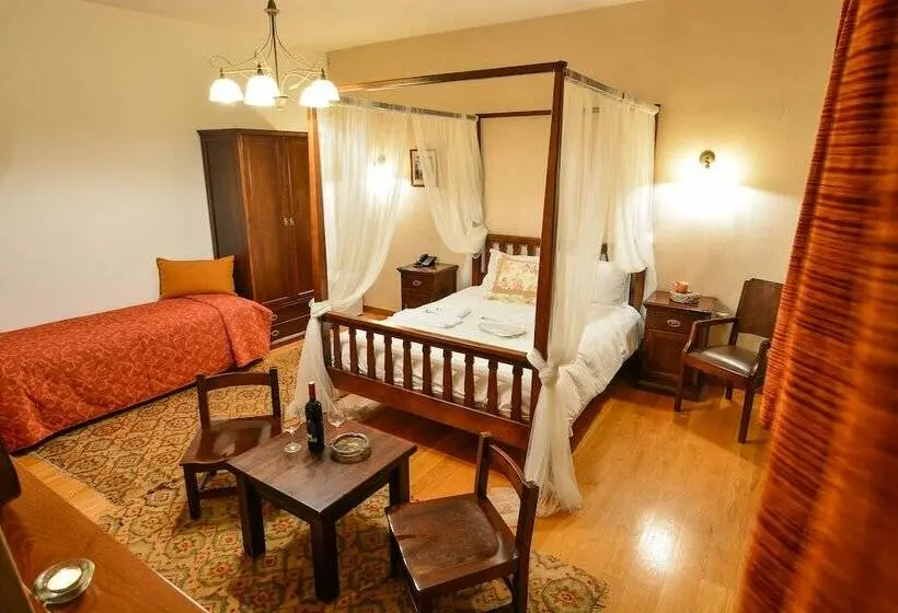 スーペリアトリプルルーム, Karyatis Resort