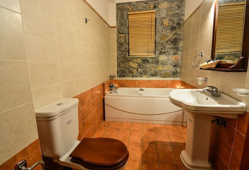 Номер Стандарт Трехместный, Karyatis Resort