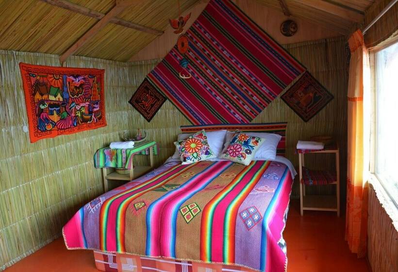 اتاق استاندارد با 2 تخت دوبل, Uros Aruntawi Lodge