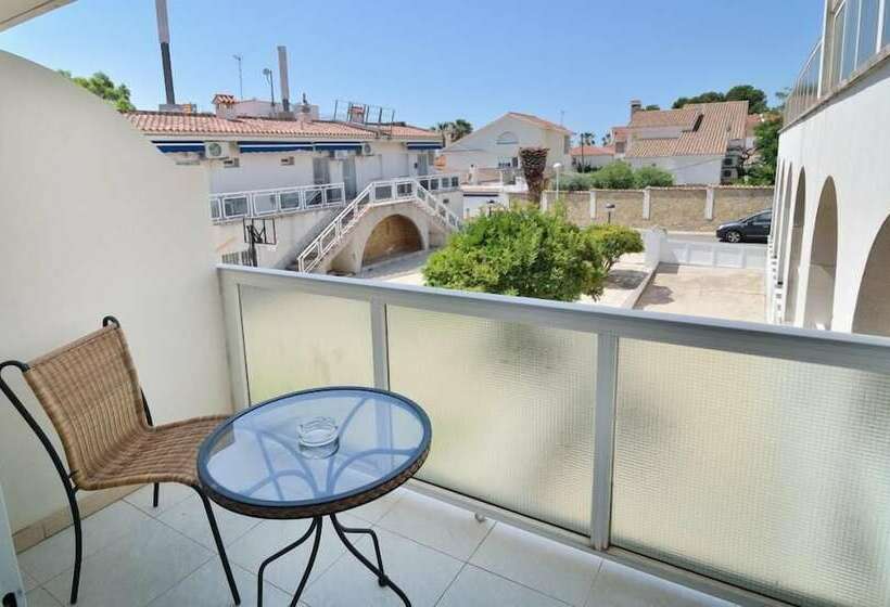 2침실 아파트 정원 전망, Apartamentos Ornis