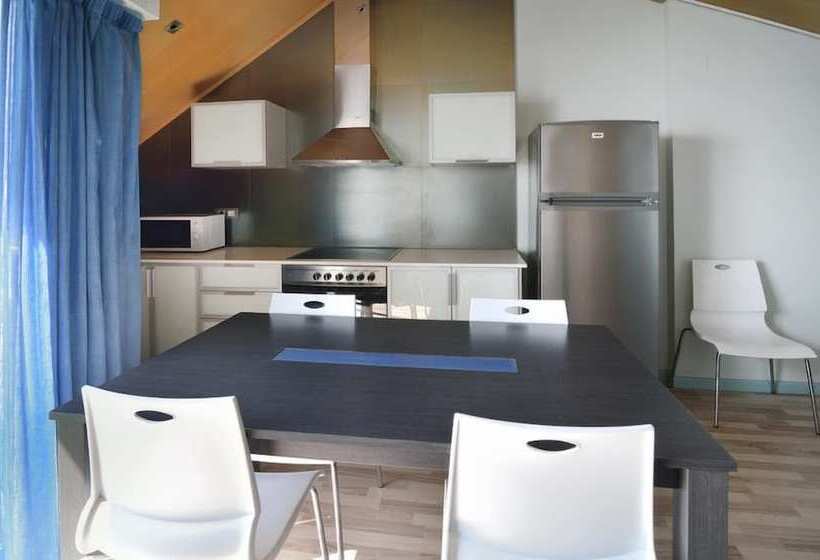 Апартаменты 2 Спальни Вид на Море, Apartamentos Ornis