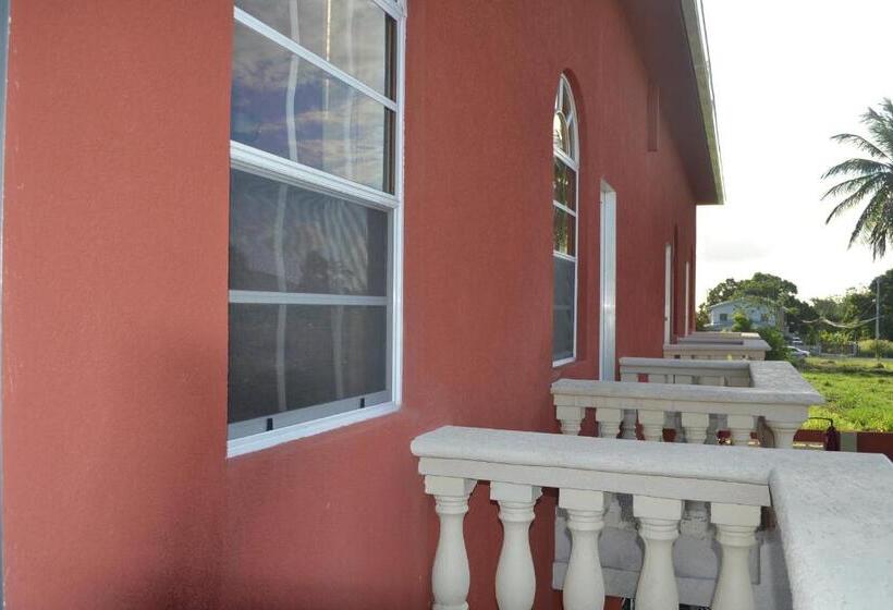 اتاق استاندارد با تخت بزرگ, Montecristo Inn