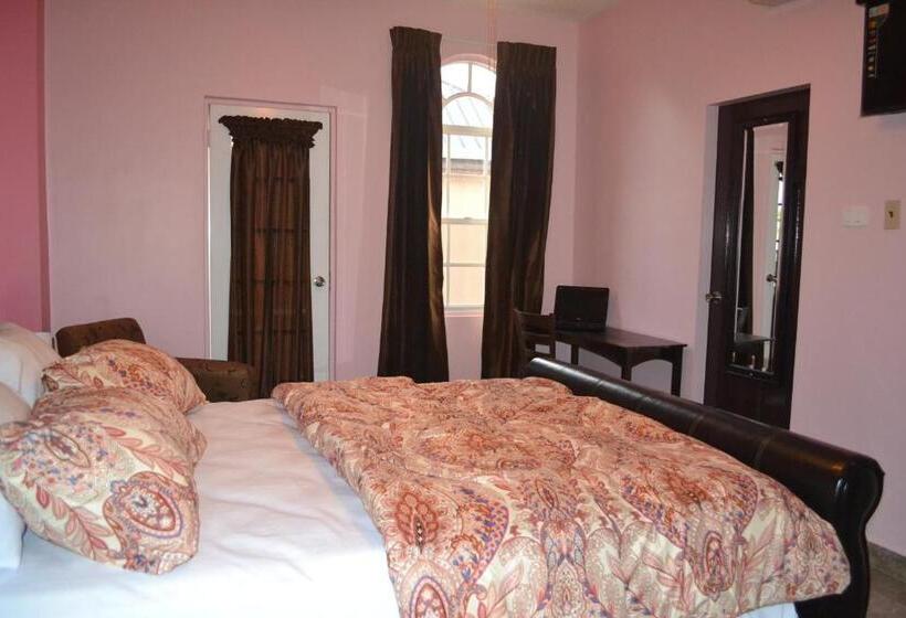 اتاق استاندارد با تخت بزرگ, Montecristo Inn