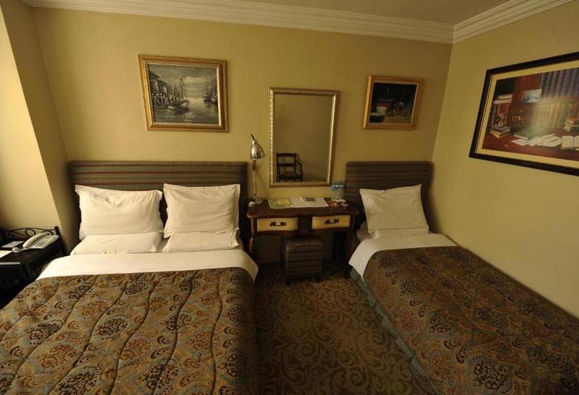 اتاق استاندارد سه نفره, Ak Efe Hotel Edi̇rne