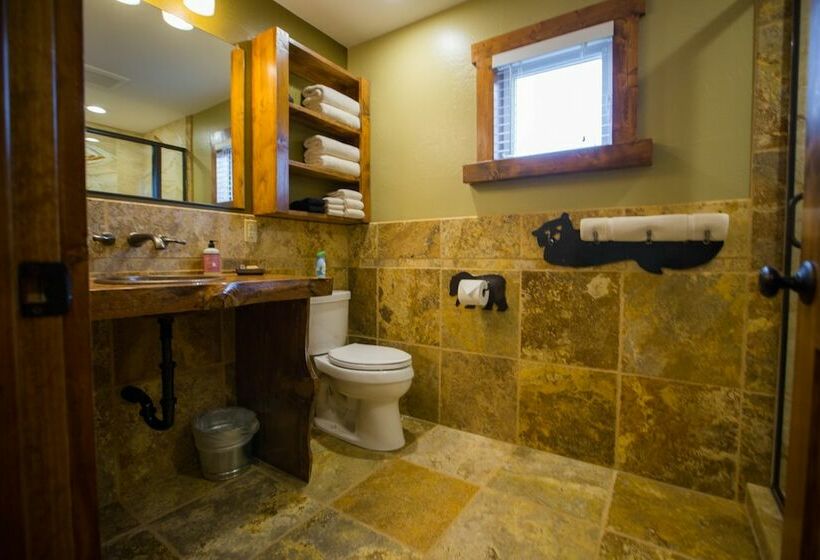 منزل 3 غرف نوم, Baycrest Lodge