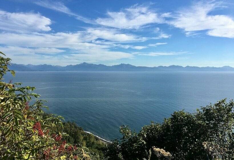 كابينة ديلوكس, Baycrest Lodge