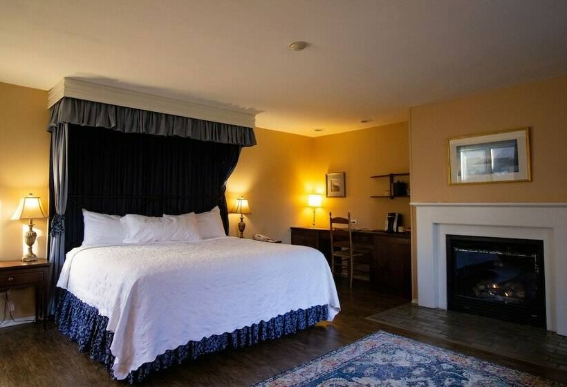 スタンダードルーム, Beekman Arms And Delamater Inn