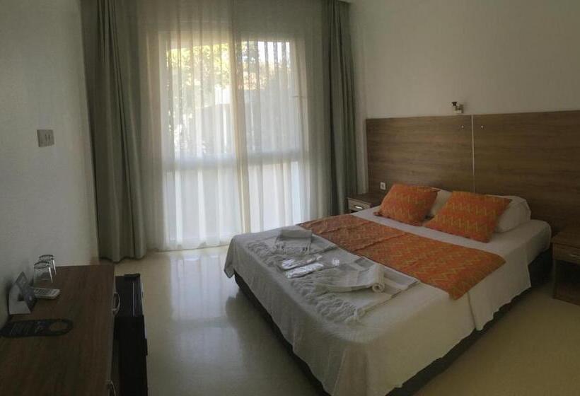 اتاق استاندارد, La Moda Beach