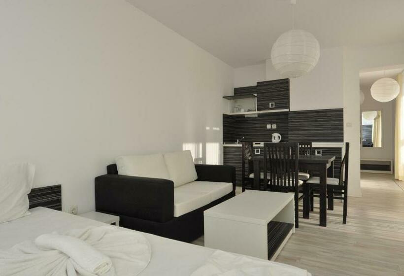 استودیوی استاندارد, Boutique Suites Rainbow 4