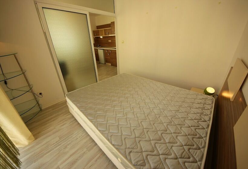 آپارتمان 1 خوابه, Boutique Suites Rainbow 4