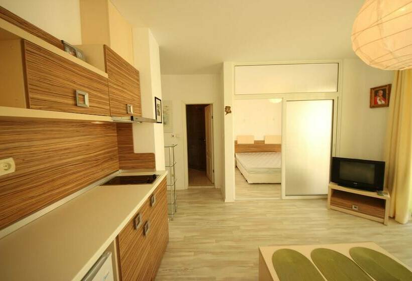 آپارتمان 1 خوابه, Boutique Suites Rainbow 4