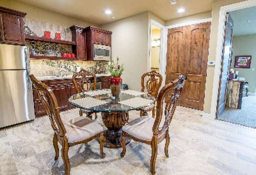 프리미엄 스위트, Inn The Woods Suites