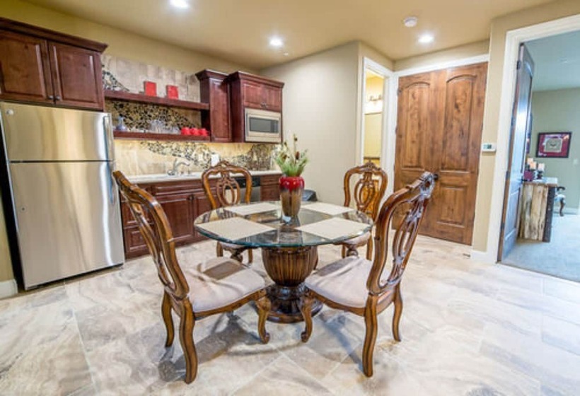 프리미엄 스위트, Inn The Woods Suites