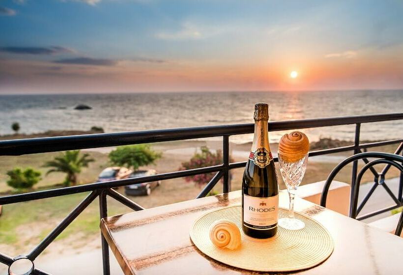 شقة عائلية, Faros Apartments