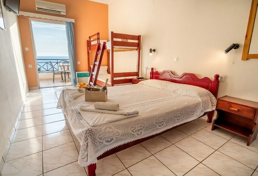 شقة عائلية, Faros Apartments