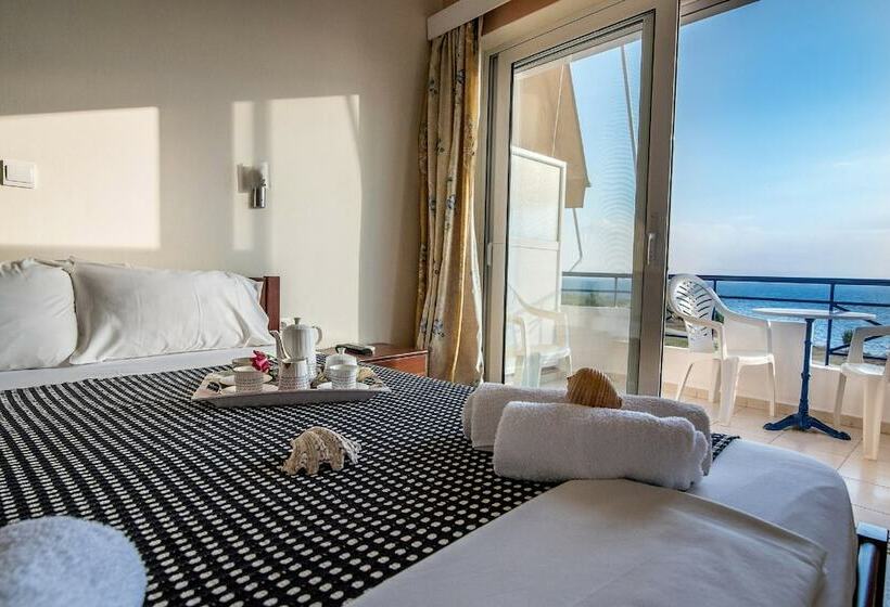 شقة عائلية, Faros Apartments