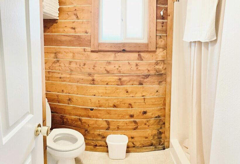 كابينة, Glacier View Cabins