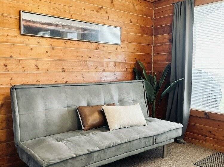 كابينة, Glacier View Cabins