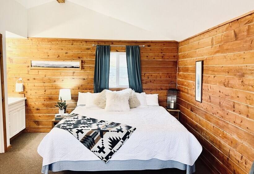 كابينة, Glacier View Cabins