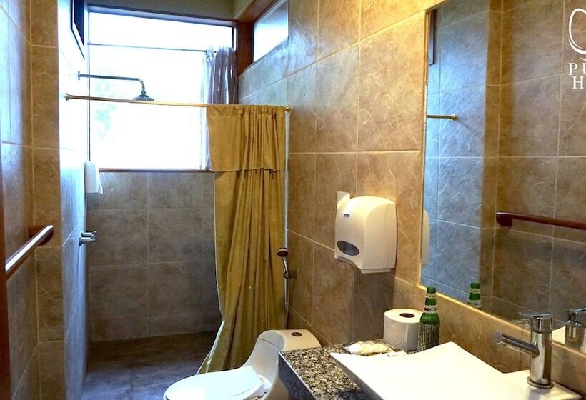 آپارتمان خانوادگی, Punta Hills Montanita