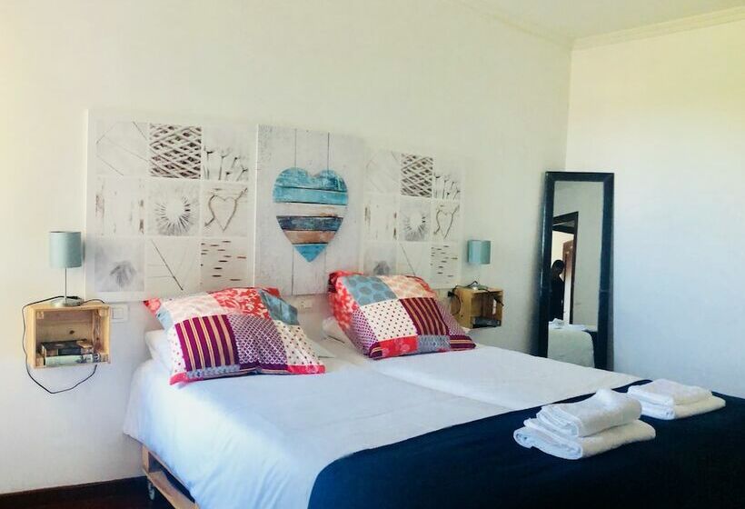 3 Bedroom Premium Apartment, O Faro Apartments