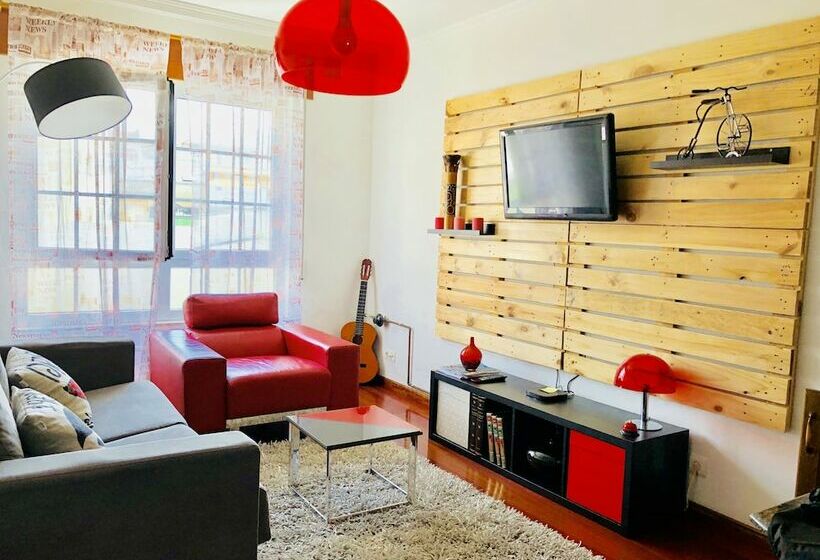 3 Bedroom Premium Apartment, O Faro Apartments