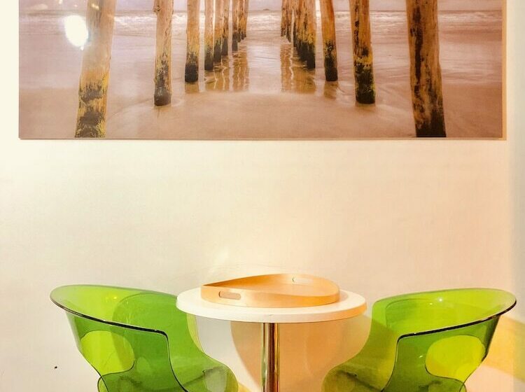 3 Bedroom Premium Apartment, O Faro Apartments