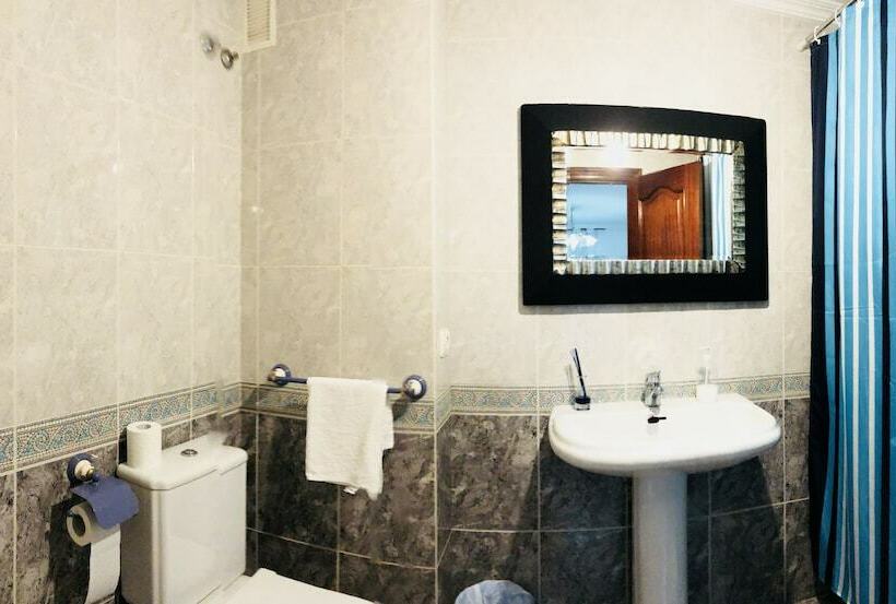 3 Bedroom Premium Apartment, O Faro Apartments