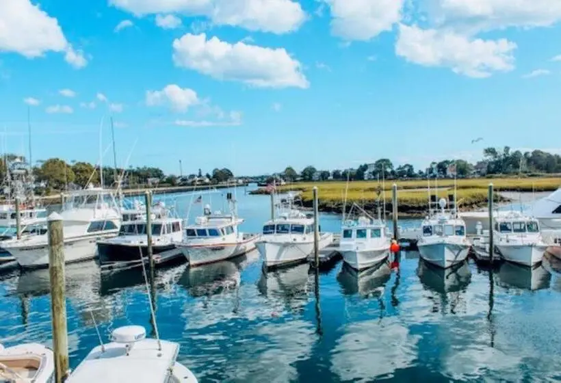 スタンダードルーム, The Hotel At Cape Ann Marina