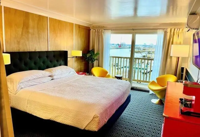 キングサイズベッドのスーペリアルーム, The Hotel At Cape Ann Marina