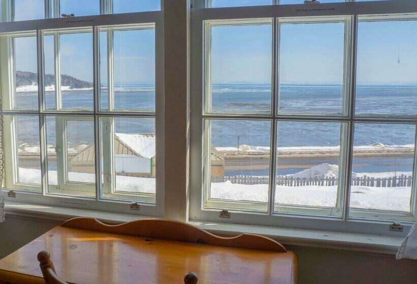 Семейный Номер, La Secousse