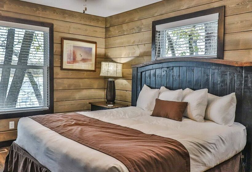 منزل غرفة نوم واحدة, Lost Lake Lodge