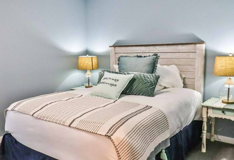 منزل غرفة نوم واحدة, Lost Lake Lodge