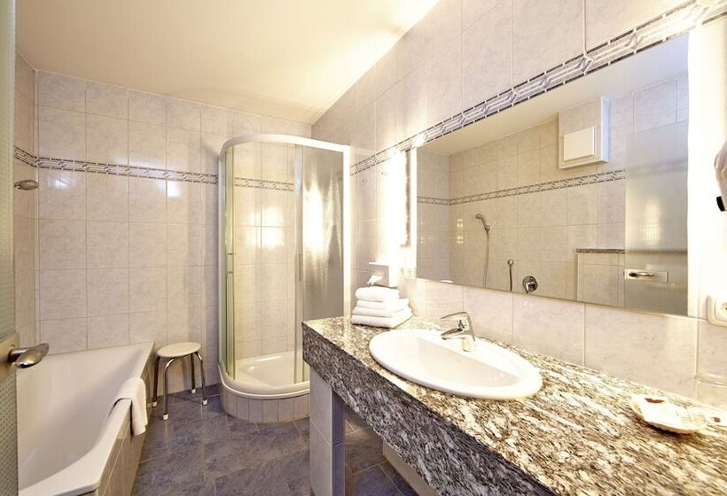 带山景的复式房间, Alpenhotel Rieger