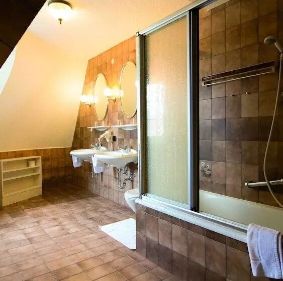 Huoneisto 1 Makuuhuone, Appartement Landhaus Stutzi   Hotel Strandperle