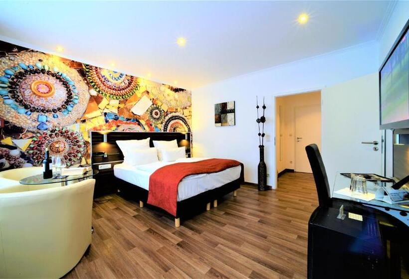 スタンダードシングルルーム, Ascot