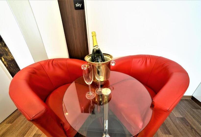 四人标准间, Ascot