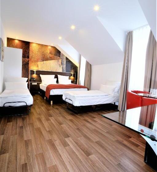 四人标准间, Ascot