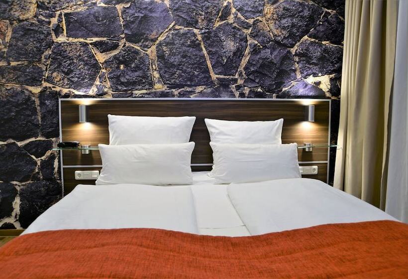 スタンダードシングルルーム, Ascot